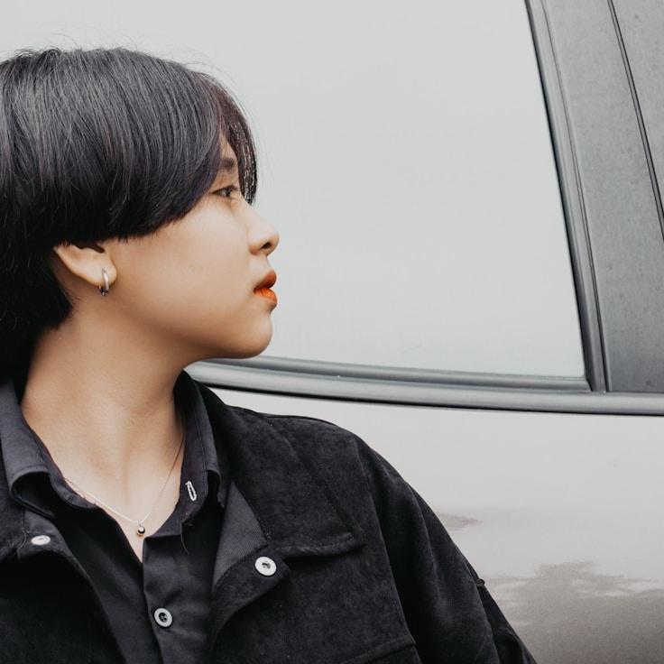 Nova Patel, Client Relations Director, discussing corporate gifting strategy with business clients